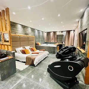 Luxe L'infini , Istres France